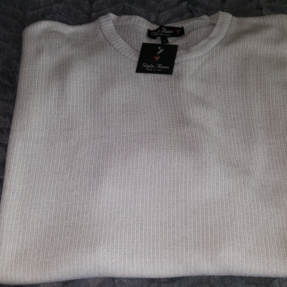 Brand New mens sweater